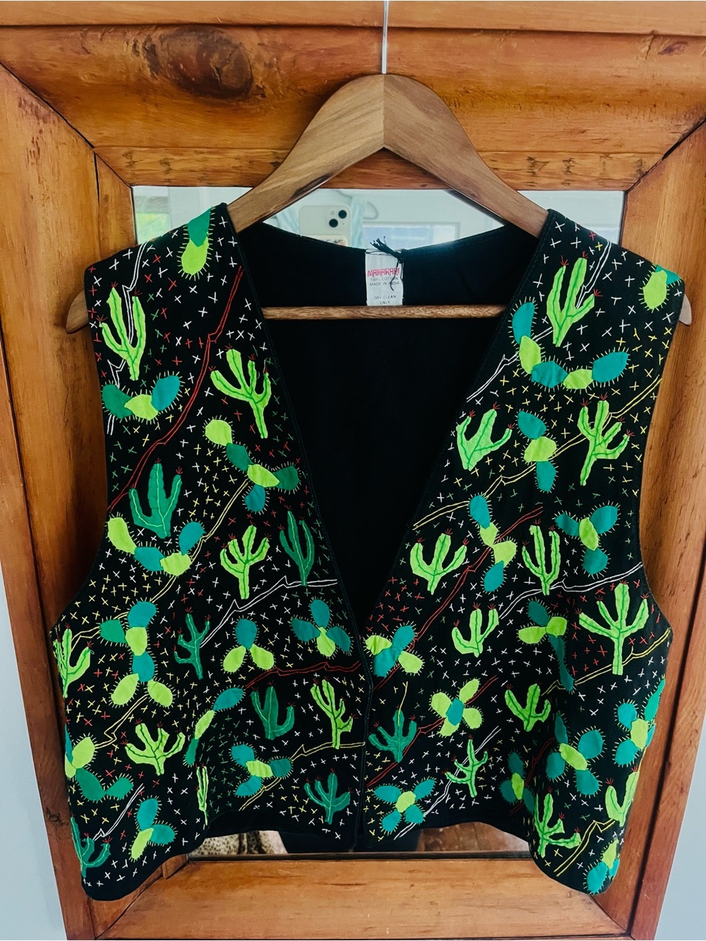 1990s Vintage Embroidered Cotton Cactus Vest
